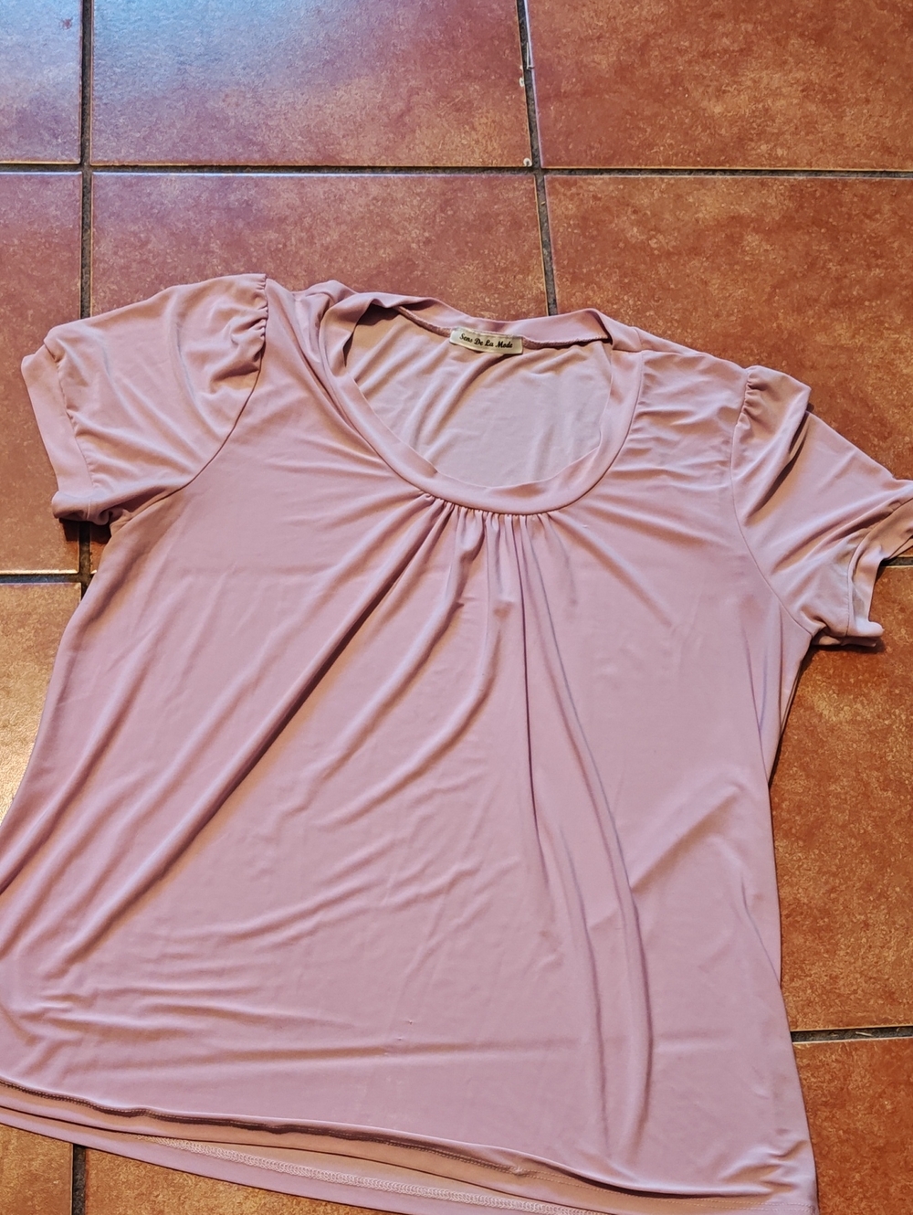 Women’s Short Sleeve Scoop Neck Top - Dusty Pink